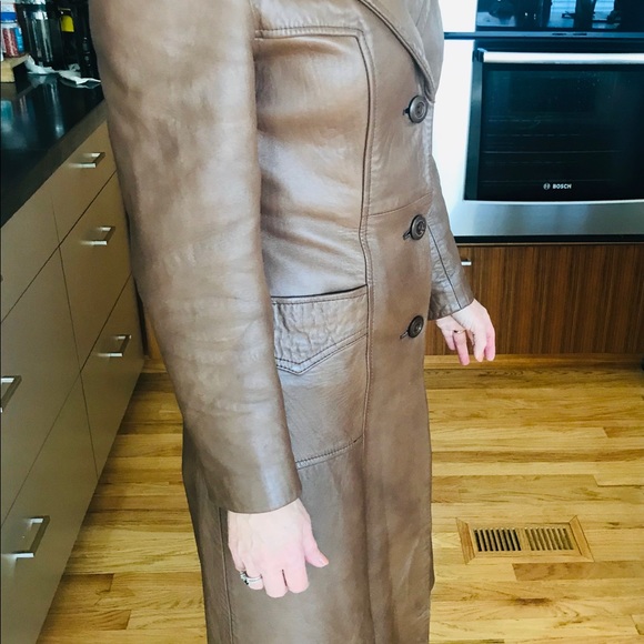Genuine 70’s vintage leather trench coat/jacket - Picture 4 of 8